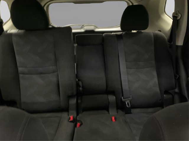 Used 2015 Nissan Rogue SV w/ SV Premium Package AWD/4WD image 20