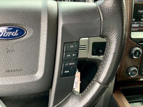 Used 2013 Ford F150 Lariat w/ Lariat Chrome Pkg AWD/4WD image 24