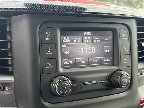 Used 2022 RAM 1500 Rebel AWD/4WD image 17