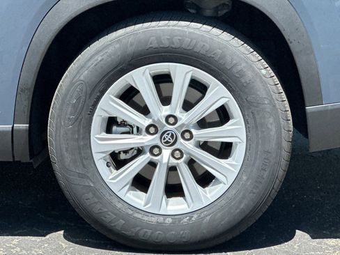 Used 2024 Toyota Grand Highlander FWD image 37