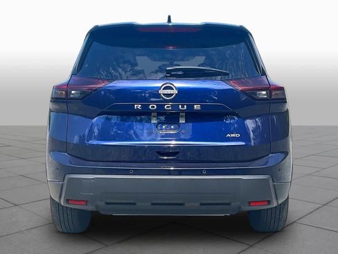 Used 2026 Nissan Rogue SV AWD/4WD image 5