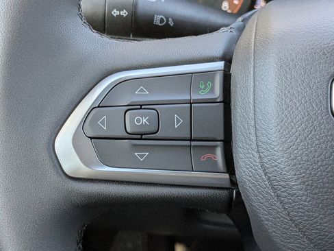 New 2026 Jeep Compass Latitude image 24