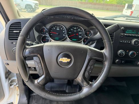 Used 2013 Chevrolet Silverado 2500 W/T image 33