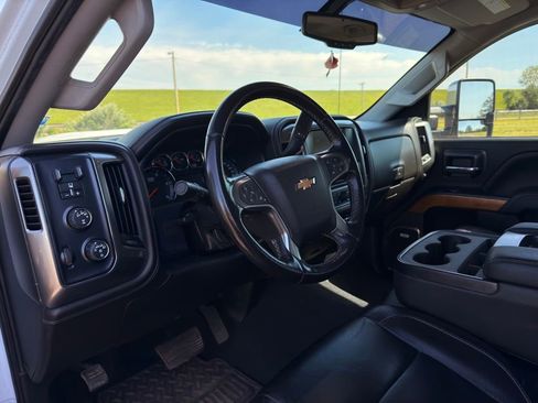 Used 2019 Chevrolet Silverado 2500 LTZ w/ Duramax Plus Package AWD/4WD image 25