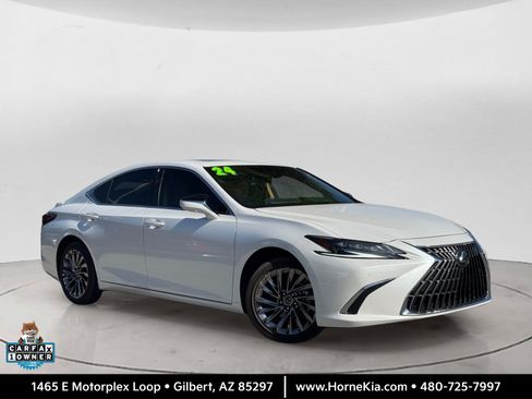 Used 2024 Lexus ES 300h w/ Luxury Package FWD image 1
