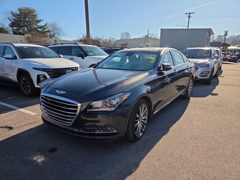 Used 2017 Genesis G80 5.0 Ultimate image 9