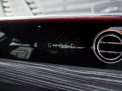 Used 2023 Rolls-Royce Ghost RWD image 47