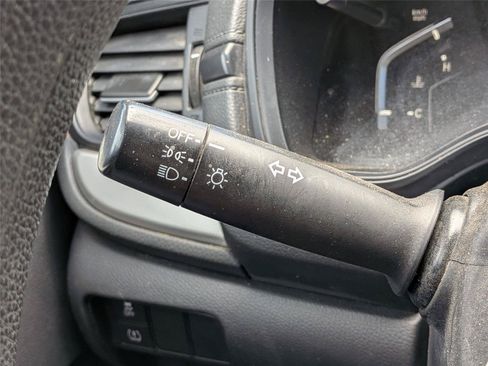 Certified 2019 Honda CR-V LX image 22