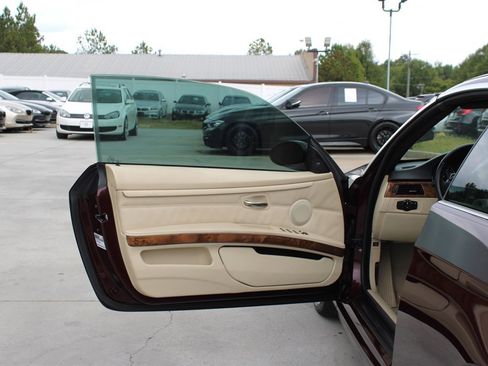 Used 2008 BMW 335i Convertible image 28