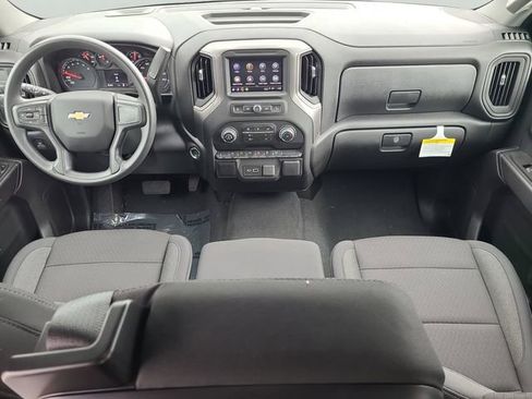 New 2026 Chevrolet Silverado 1500 Custom RWD image 9