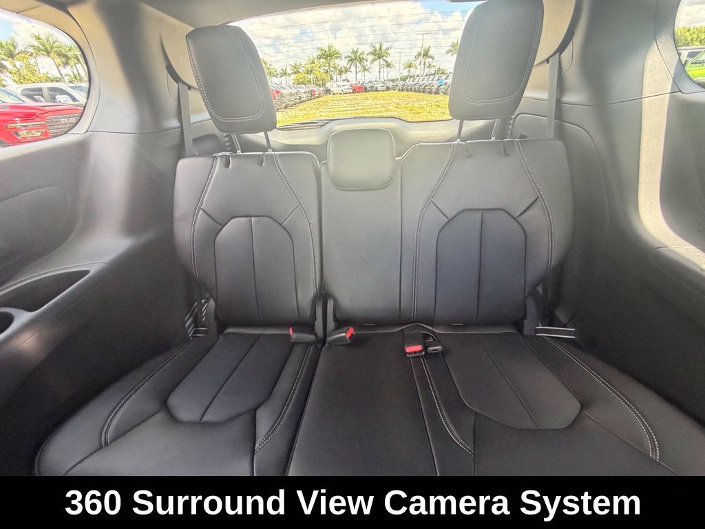 New 2027 Chrysler Pacifica Select w/ Family Tech Group FWD image 28
