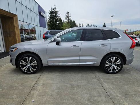 Certified 2023 Volvo XC60 B5 Plus w/ Climate Package AWD/4WD image 8