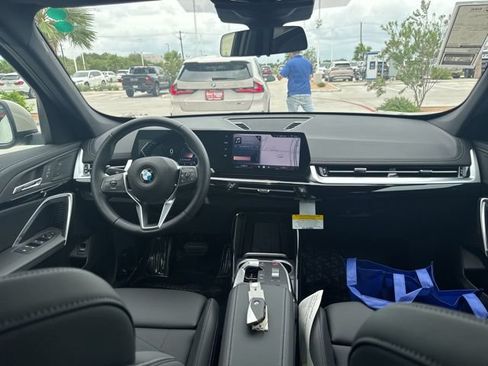 New 2026 BMW X1 xDrive28i w/ Convenience Package AWD/4WD image 9