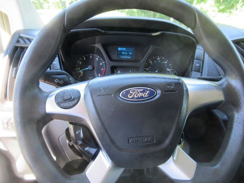 Used 2015 Ford Transit 150 130 Low Roof RWD image 33