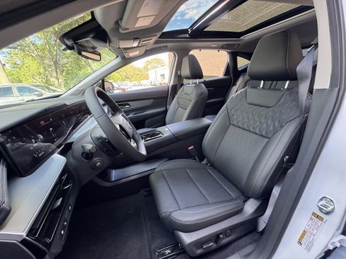 New 2026 Nissan Murano Platinum w/ Cargo Package AWD/4WD image 25