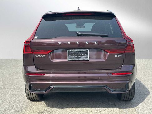 Used 2026 Volvo XC60 B5 Plus w/ Climate Package PRO image 4