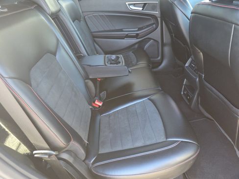 Used 2021 Ford Edge ST-Line image 31