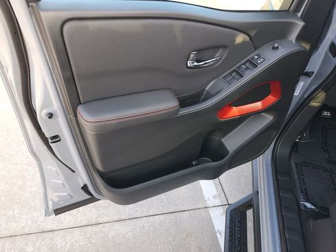 Certified 2024 Nissan Frontier Pro-X image 28