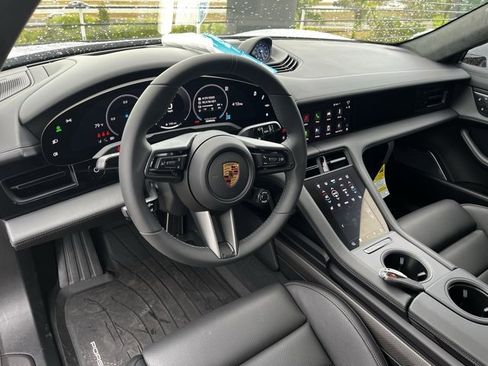 New 2025 Porsche Taycan GTS image 4