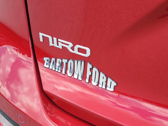 Used 2025 Kia Niro Wind w/ Wind Preserve Package FWD image 9
