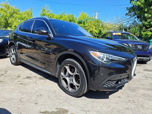 Used 2019 Alfa Romeo Stelvio AWD image 17