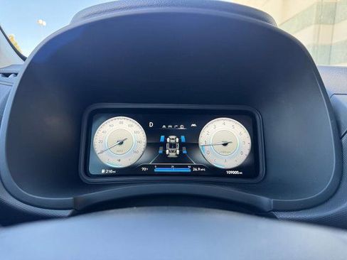 Used 2022 Hyundai Kona Limited image 28