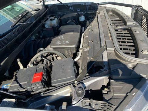 Used 2022 Chevrolet Silverado 1500 High Country w/ Technology Package image 48