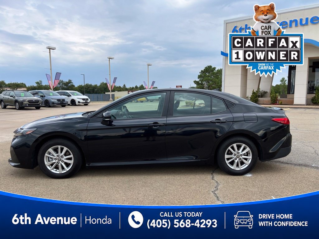 Used 2025 Toyota Camry LE FWD image 8