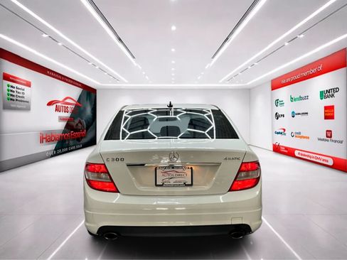 Used 2010 Mercedes-Benz C 300 4MATIC Sedan image 6