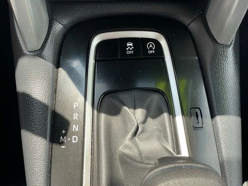 Used 2023 Toyota Corolla Cross LE image 20