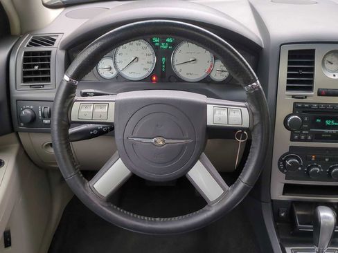 Used 2006 Chrysler 300 SRT8 w/ SRT Option Group I image 24