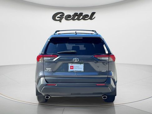 Used 2024 Toyota RAV4 XLE w/ Convenience Package FWD image 6