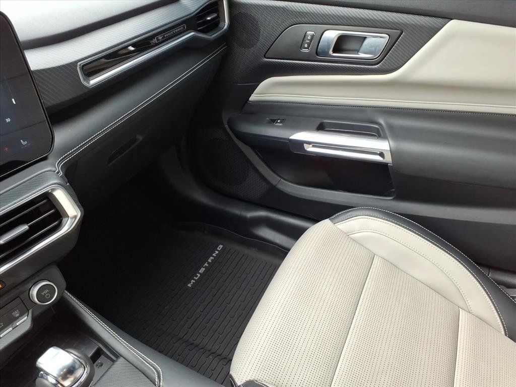Used 2024 Ford Mustang GT Premium w/ GT Performance Package RWD image 31