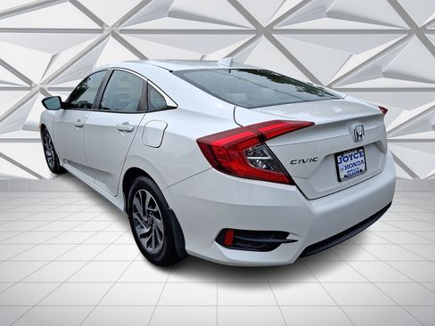 Used 2017 Honda Civic EX image 7