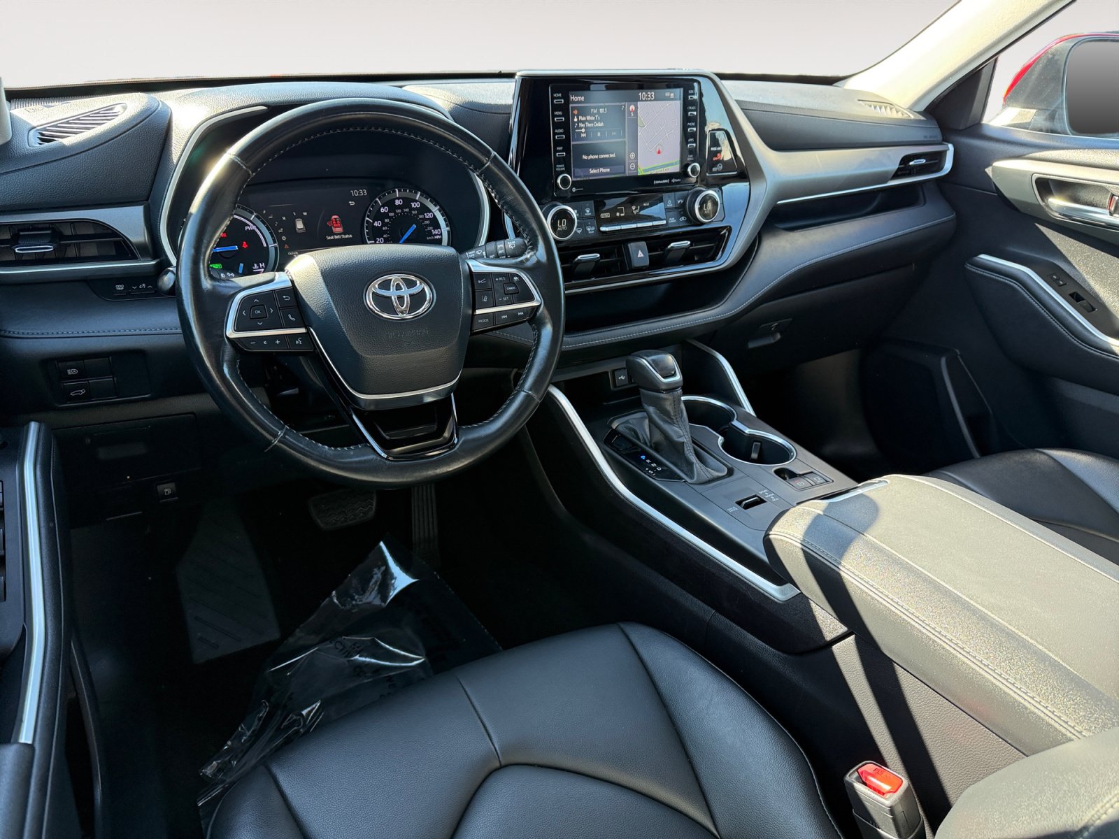 Used 2020 Toyota Highlander XLE AWD/4WD image 15