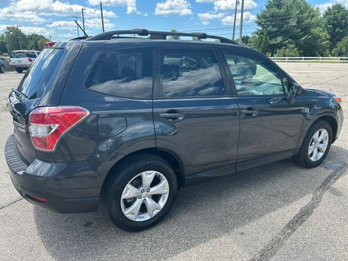 Used 2015 Subaru Forester 2.5i Premium AWD/4WD image 4