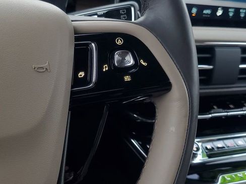 Certified 2023 Lincoln Corsair Reserve w/ Equipment Group 201A image 22