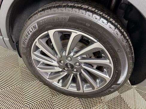 Used 2023 Lincoln Corsair Reserve w/ Equipment Group 201A image 10