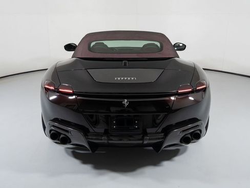 Used 2024 Ferrari Roma Spider image 15