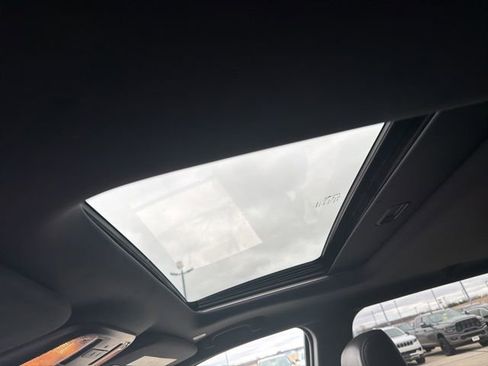 Used 2021 Dodge Durango GT image 12