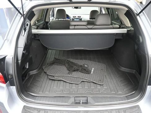 Used 2015 Subaru Outback 2.5i Premium AWD/4WD image 23