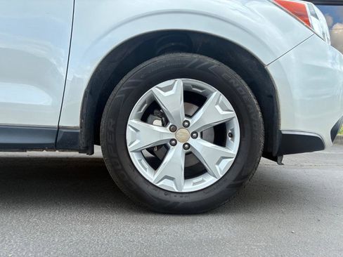 Used 2015 Subaru Forester 2.5i Premium image 12