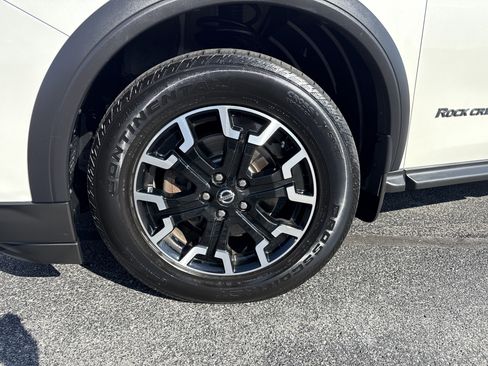Used 2019 Nissan Pathfinder SV w/ Rock Creek Edition AWD/4WD image 7