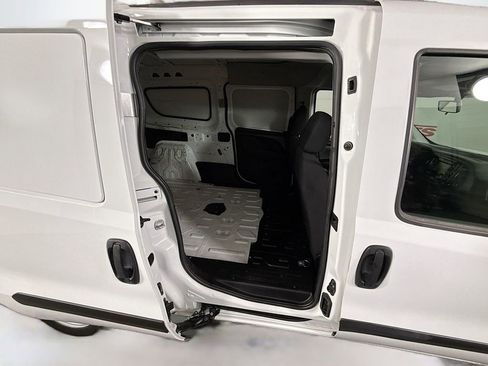 Used 2021 RAM ProMaster City Tradesman image 26
