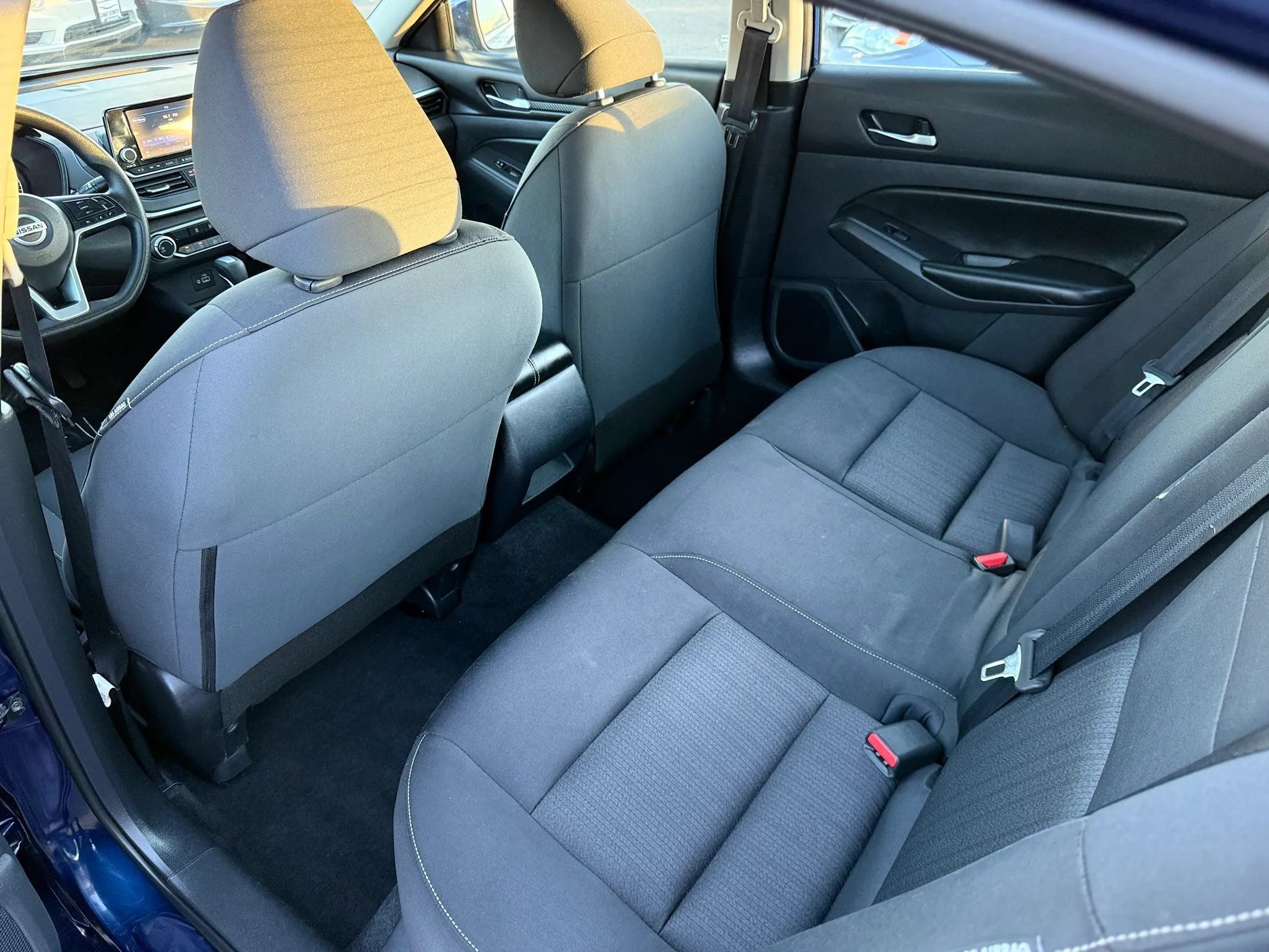 Used 2022 Nissan Altima 2.5 S FWD image 14