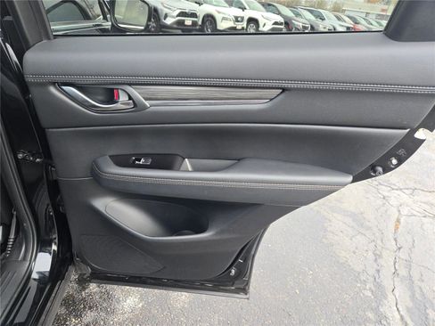 Used 2022 MAZDA CX-5 AWD 2.5 S w/ Premium Package image 9