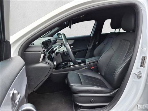 Used 2020 Mercedes-Benz A 220 image 11