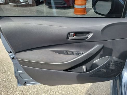 Used 2023 Toyota Corolla LE w/ LE Convenience Package image 11