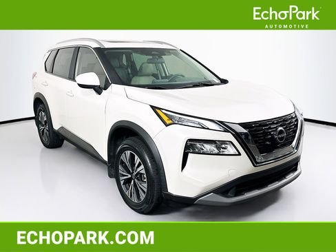 Used 2023 Nissan Rogue SV w/ SV Premium B Package FWD image 1