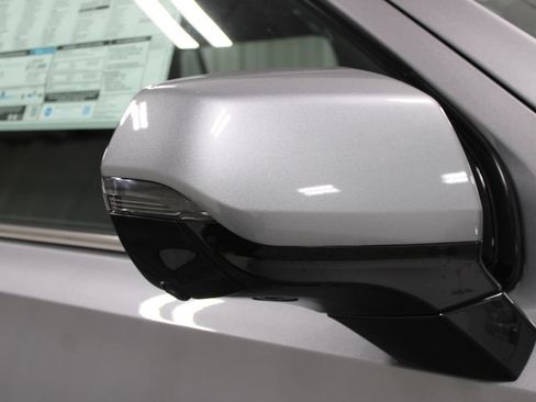 New 2026 Chevrolet Tahoe High Country AWD/4WD image 12